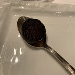 ル・マノアール・ダスティン - アミューズの定番　ブータンノワール