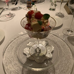 ル・マノアール・ダスティン - ヌガーグラッセ　木苺のソース