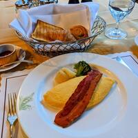 万平ホテル メインダイニングルーム - 