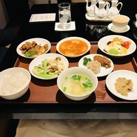 黄鶴 - 皿数がすごい