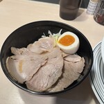 煮干しらぁめん 猫トラ亭 - 