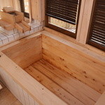 ラ・ヴェルドゥーラ - この部屋だけの専用の檜風呂　お湯を張ったらレンズが曇って写真が撮れませんでした