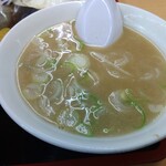 オーモリラーメン - スープ