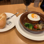 ガスト - いよいよメインの皿が配膳された。