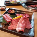 近江うし焼肉 にくTATSU - 