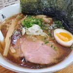 地鶏ラーメン ありがとう - チャーシューはデカいのだが・・・