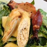 宇豆基野 - 宇豆基野ブランチ 2600円 の青リンゴ、蛍烏賊(ホタルイカ)、蛸のやわらか煮、薫製平湯葉のサラダ