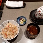 旬彩和遊 楠 - 蓮根の炊き込みご飯はしゃきしゃき食感が楽しい♡