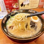 Kagoshima Ra-Men Tontoro - 半熟玉子入り豚とろラーメン