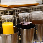 シルクホテル - 【ドリンクバー】地元産の果物を使ったジュースもあります。