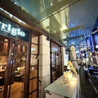 grigio la tavola - 
