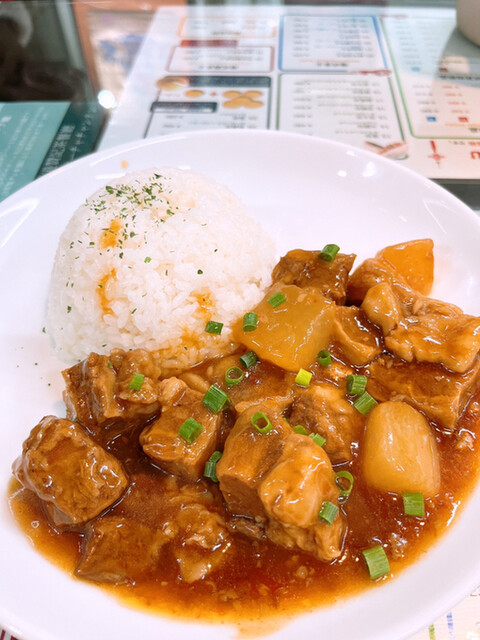 再訪】香港生まれのオーナーが現地のスタイルで営業』by 食いしんこの