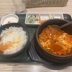 東京純豆腐 - 思わず食べ始めてしまった。