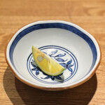 つけそば 神田 勝本 - スープ割りにすだち