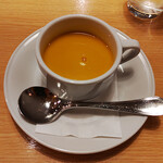 Hamitto Gurin Kafe - プレートランチのスープ