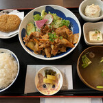 猫丸食堂 - ★国産豚のキムチ炒め定食とかぼちゃコロッケ
      　　（¥1,000+¥150）