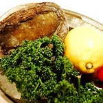 Suteki Iguchi - ステーキはお肉だけでなく、海鮮もの「あわび」もご用意しております