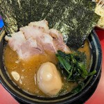 家系ラーメン王道 神道家 - 