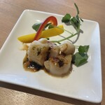 [Limited time only] Scallop with butter and soy sauce