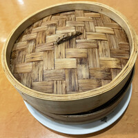横浜中華街 北京飯店 - 蒸籠入り小籠包