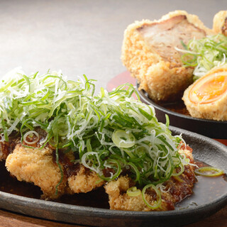 The new specialty pork cutlet is a must-try! A wide variety of homemade obanzai and Seafood dishes are also available.