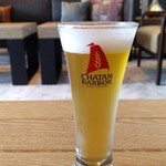 MB GALLERY CHATAN by THE TERRACE HOTELS - ウェルカムドリンクで頂いたクラフトビール・北谷ビール
