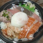 魚丼  - 