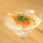 kitchen俊貴 - ２０２２年１２月再訪：北海道産白子の冷製こぶみかんのジュレ自家製イクラと柚子の香り☆