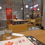 Kafe Ando Dainingu Minori Minoru - 店内
