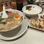 長浜ラーメン 丸羅とんこつ - 