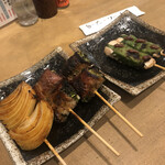 炭火串焼き 日向屋 - 