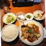 新中華 李記 - 四川風回鍋肉定食