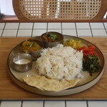 PURNA EAT&STUDIO - ミールス(Vata Curry＆Kapha curry)