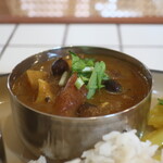 PURNA EAT&STUDIO - Kapha Curry(大豆とブラックチャナ、菊芋のスパイシーカレー)