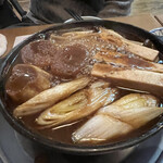 桜なべ 中江 - 箸休めに野菜追加！