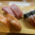 寿司処 裕喜 - トロ、サーモン、甘えび