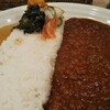 カレー&オリエンタルバル 桃の実