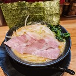 家系ラーメン 頂喜家 - 