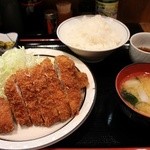 西麻布 三河屋 - とんかつ1050円