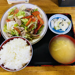 味の食卓 - 「野菜いため定食」500円税込み♫