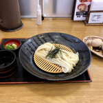 得得 - 料理写真:ざるうどんと、おでん