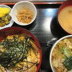 Miyoshiya - たぬきそばと親子丼　小鉢･香の物･味噌汁付いて800円