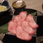 近江うし焼肉 にくTATSU - 