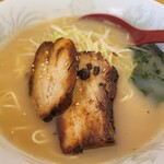 惣菜ねじれラーメン部 - 元祖ネギラーメン（800円）