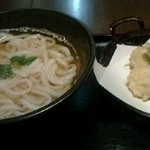 谷保うどん　シロチャン - 谷保うどん700円也。出汁入りかけうどん＋野菜天ぷらの盛り合わせ。
