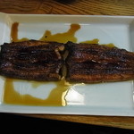 かぶと - 三重産の天然鰻（蒲焼き）