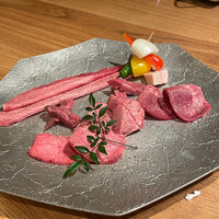 北新地 肉料理 名門 - 