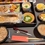 オーブ ダイニング ワイン&バー - 