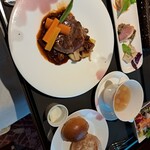 オーブ ダイニング ワイン&バー - 