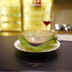 トゥ・ラ・ジョア イズム - 